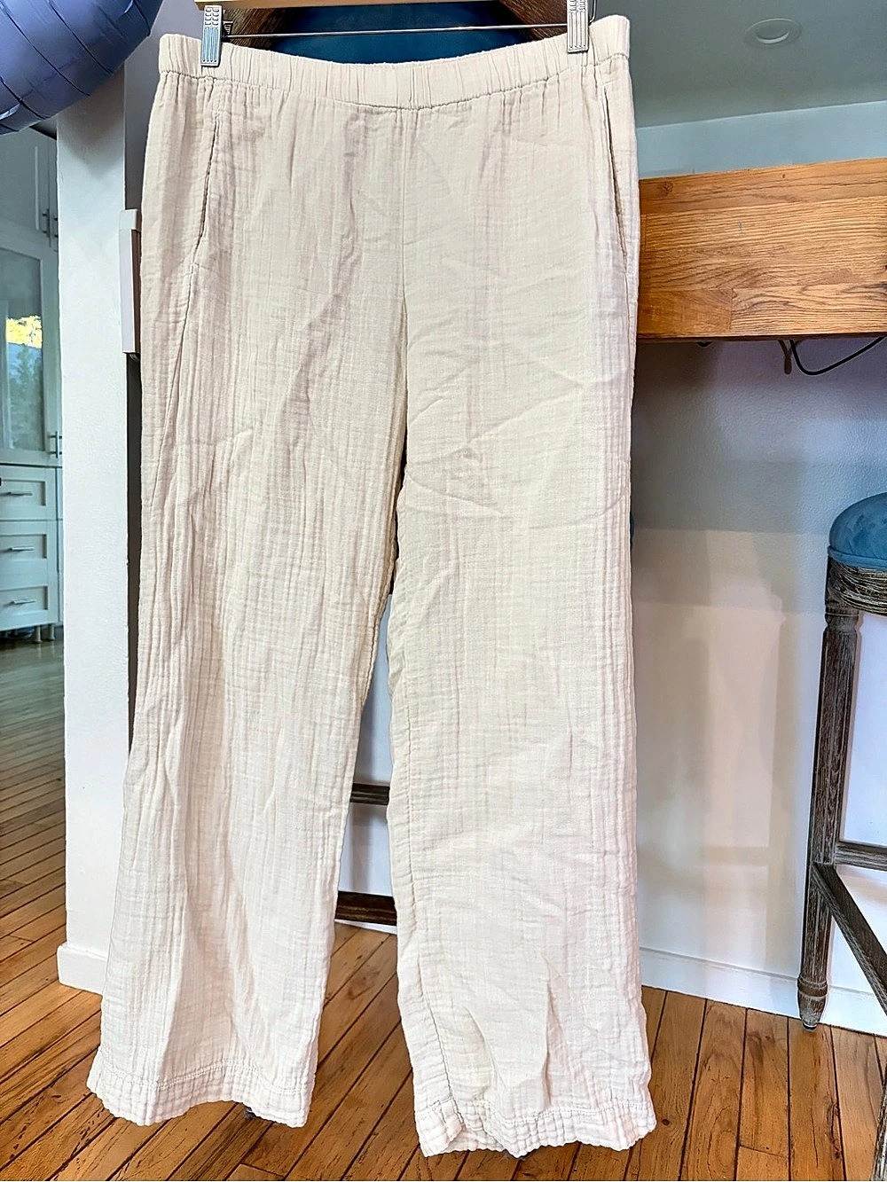 Velvet Brad Wide Leg Pants in beige Like New